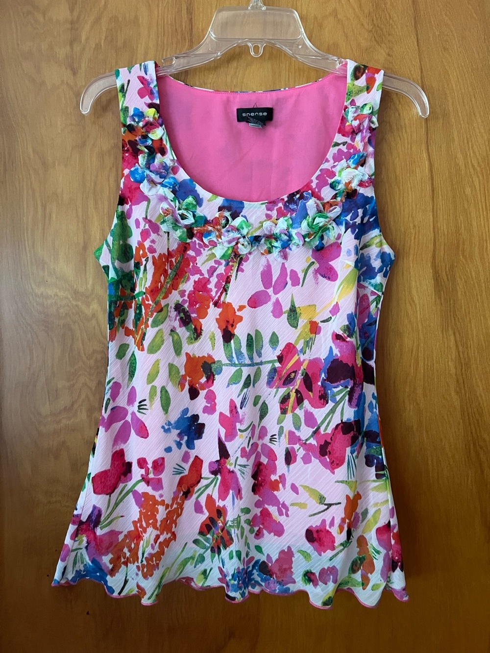 Spense size medium multi colored floral sleeveless scoop neck top